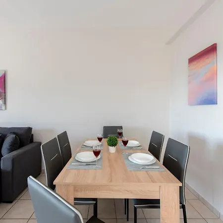 Kalamies Apartament *